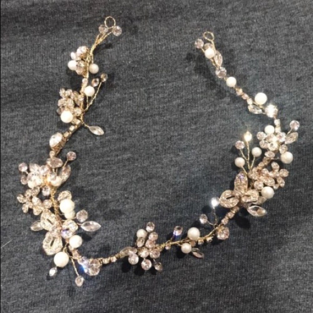 Bridal Crystal and Pearl Head Piece